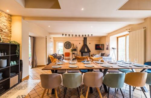 Saint-Pever Villa | Riverside Retreat: Renovated Ancien Moulin for 20 Guests