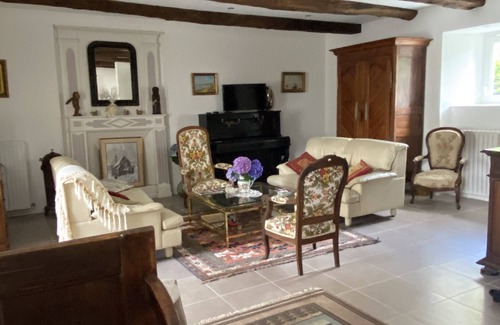 Tredion House | Discover Ancien Prieuré: A Family-Friendly Village Retreat