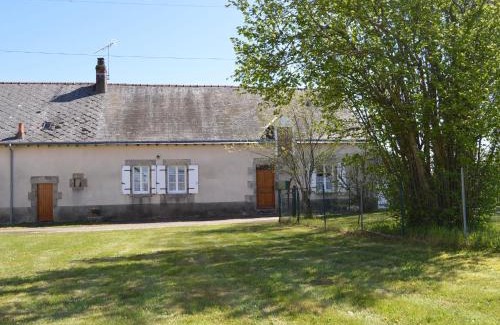 Aigurande House | Tranquil Ancienne Fermette in Aigurande with Private Garden