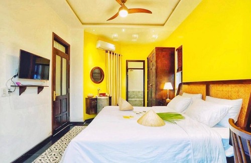 Hoi An Hotel | Unique Rooms with River Views and Family-Friendly Amenities