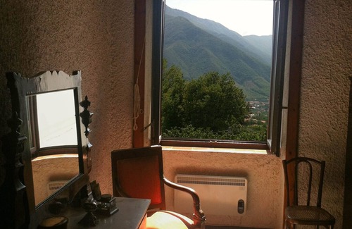 Cava de' Tirreni House | Discover Casolare Uliveto: Poolside Retreat Near Pompeii