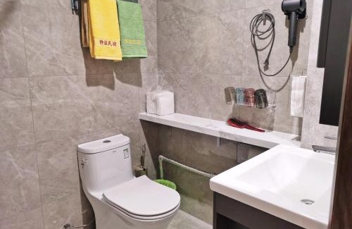 Beilin Apartment | Family-Friendly Stay Near Ancient City Wall in Xi'an
