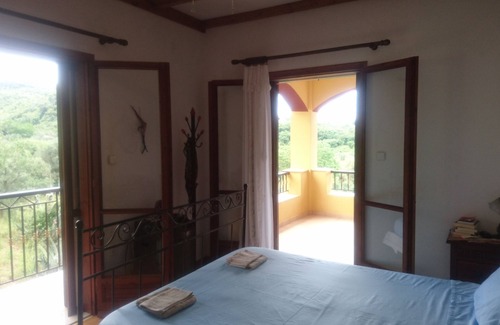 Archaia Olympia House | Discover Ancient Olympia Villa: Your Ideal Vacation Retreat