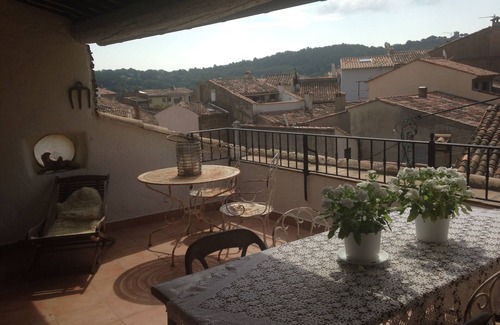 La Garde-Freinet Cottage | Ancient Village House with Ocean View & Guest Rated 9.8