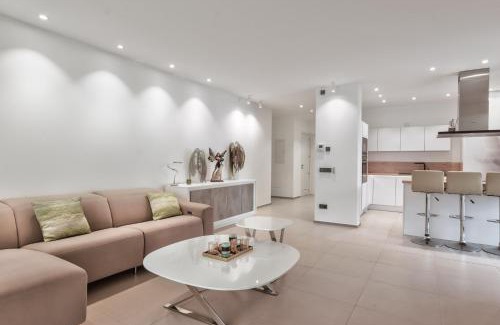 Palm-Mar House | Relaxing Ancor 0-1 with Pool View and Top Guest Ratings