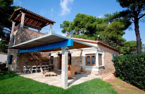 Sant Antoni de Calonge House | Experience ÀNCORA VELLA: Oceanfront Bliss Awaits!