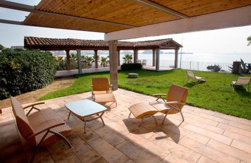 Sant Antoni de Calonge House | Experience ÀNCORA VELLA: Oceanfront Bliss Awaits!