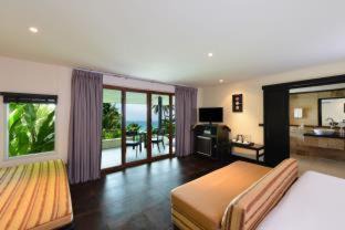 Sa Khu Resort | Idyllic Andaman White Beach Resort with Private Beach Access