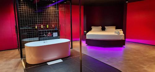 Republica Hotel | Pet-Friendly Andar de Cima Suítes - Guest Rated 9.8