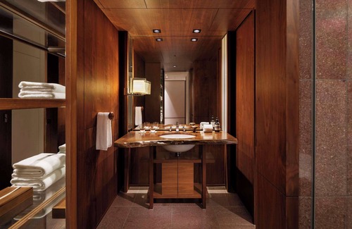 Toranomon Hotel | Experience Andaz Tokyo: Guest Rated 9.6 with Spa & Pool