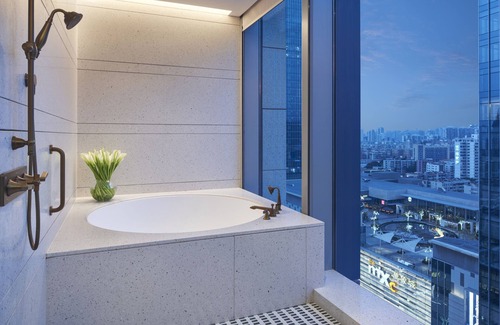 Siming Hotel | Experience Andaz Xiamen: 5-Star Stay with Top Amenities
