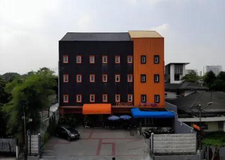 Kemanggisan Hotel | Anders Arjuna Selatan