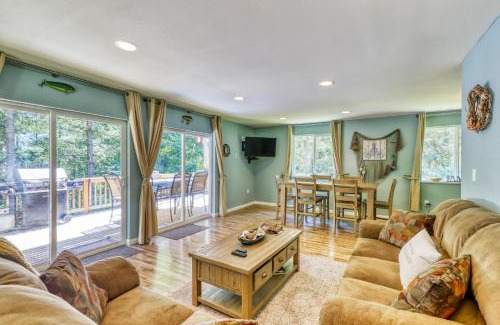 Anderson Island House | Relaxing Anderson Island Getaway with Family-Friendly Amenities