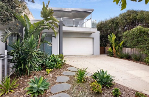 Torquay House | Indulge at Anderson Pool Premium with Oceanfront Amenities