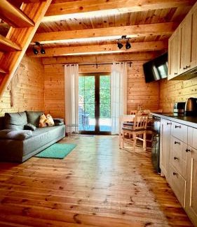 Karwienskie Bloto Drugie House | Discover Andiland: Pet-Friendly Oceanfront Retreat
