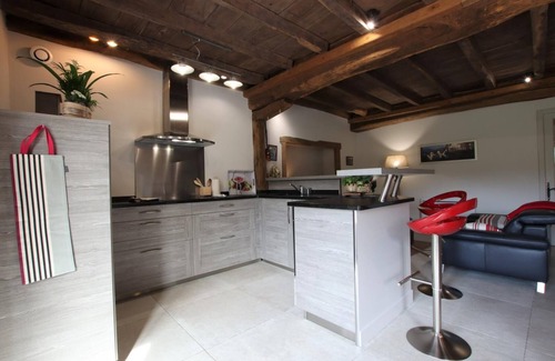 Sare House | Cozy Andoitzen Borda - Family-Friendly in Sare