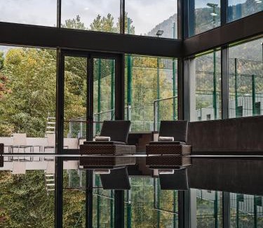 Andorra la Vella Hotel | Discover Andorra Park Hotel: 5-Star Retreat with Ocean Views