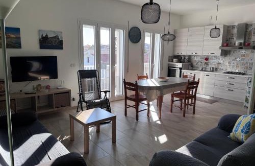 Marina di Modica Apartment | Andrea's Home: Guest Rated 9.8 with Oceanfront Bliss