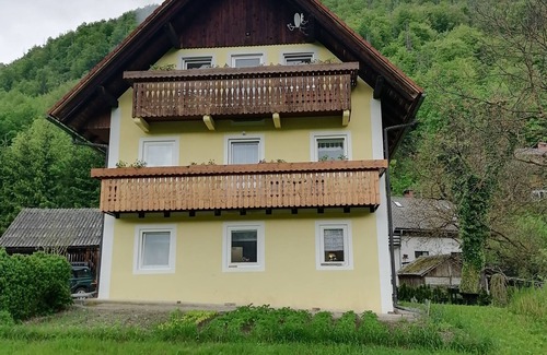 Bohinj House | Discover ANDREJ 3 Apartment with Family-Friendly Amenities