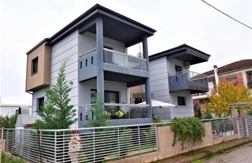 Trikala Villa | Guest Rated: Andromache's Cozy Villa near Meteora