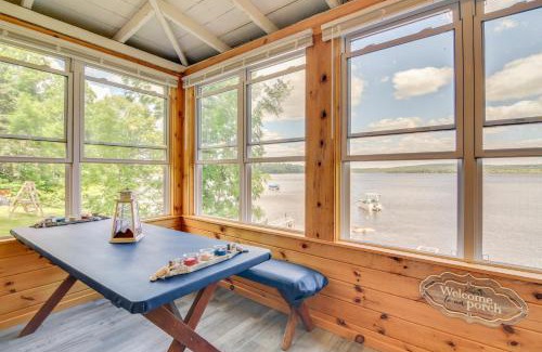 Leeds House | Enjoy Androscoggin Lakefront Cottage with Private Beach Access