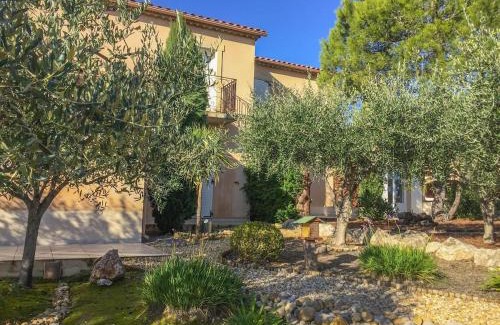 Massillargues-Attuech House | Discover Anduze Gîte Les Lauriers: Oceanfront Oasis Awaits