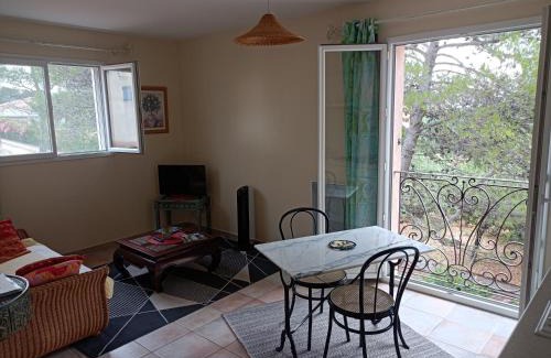 Massillargues-Attuech House | Experience Anduze Gîte Les Bambous with Oceanfront Views