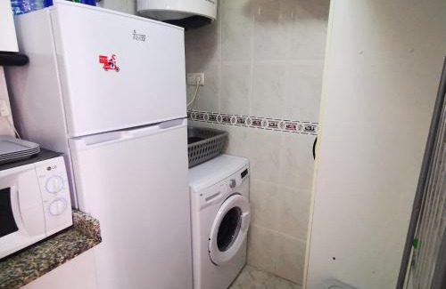 Santa Pola Apartment | Family-Friendly Andy Apartman with Pool in Santa Pola