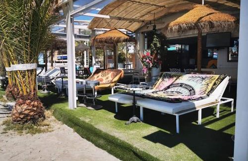 Santa Pola Apartment | Family-Friendly Andy Apartman with Pool in Santa Pola