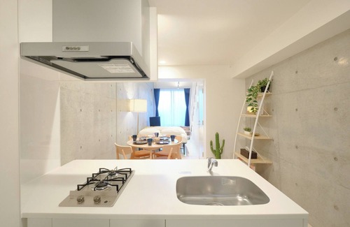Koto Apartment | Convenient Stay Near Toyocho Station for Up to 6 Guests