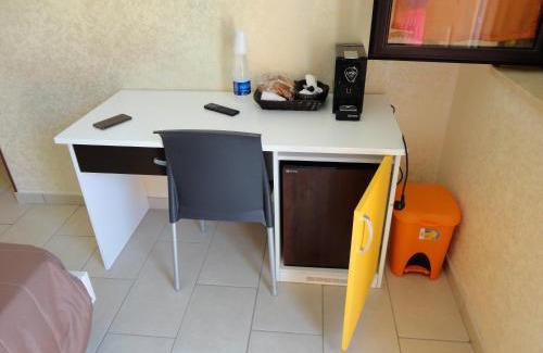 Pizzo Bed & Breakfast | Ocean View Retreat: Anema e core with Family-Friendly Amenities