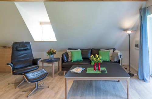 Osterdeich Apartment | Guest Rated 10/10 Stay at Anemaleen with Hot Tub & Family Fun