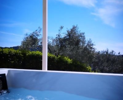 Skiathos Villa | Oceanfront Anemi Superior Deluxe Suite: Rated 9.9/10