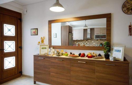 Mithimna Apartment | Guest Rated 10/10 at Anemona Apartment - Family-Friendly Stay