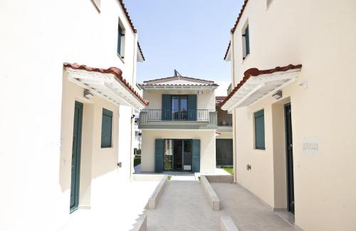 Mytikas Apartment | Explore Anemos Villas: Oceanfront Bliss with Pool & Hot Tub