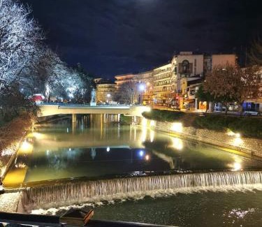 Trikala Apartment | Discover Anesis Home: Pet-Friendly Haven with Hot Tub