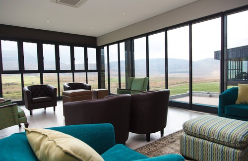 Newcastle Hotel | Relax at ANEW Resort Vulintaba - 4-Star Family Getaway
