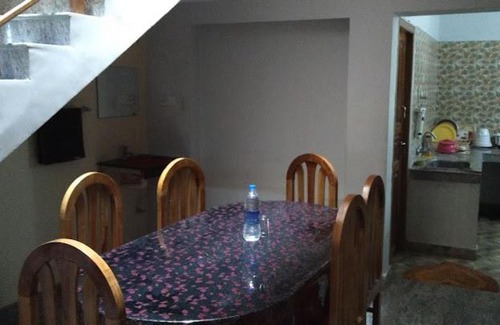 Palakkad House | Aneys River view Home stay & resort