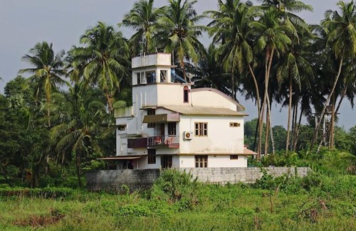 Palakkad House | Aneys River view Home stay & resort