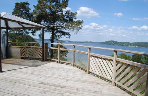 Ljungskile House | Discover Anfasteröd Gårdsvik - Örnnästet with Oceanfront Views