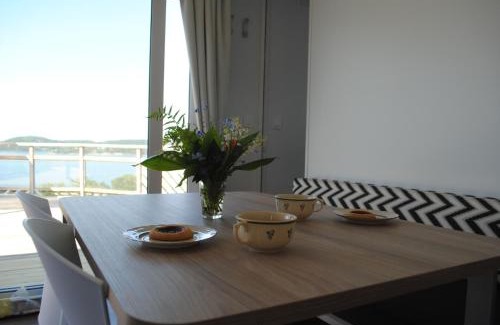 Ljungskile House | Discover Anfasteröd Gårdsvik - Örnnästet with Oceanfront Views