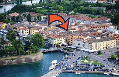 Peschiera del Garda City Centre Apartment | Family-Friendly Getaway at Anfite Apartments Castelletto