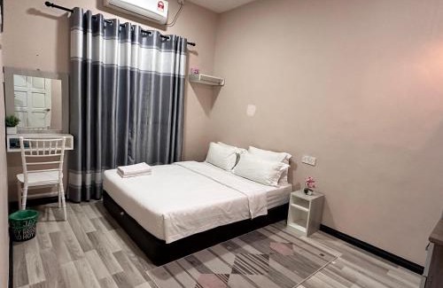 Semporna House | Family-Friendly Ang Lee Holiday Home - 4-Star Comfort
