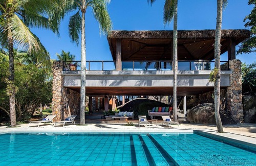 Angra dos Reis Villa | Private Island Retreat in Angra dos Reis with Exclusive Amenities