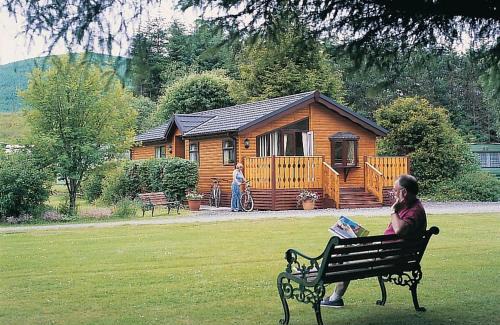 Selkirk Resort | Family-Friendly Stay at Angecroft Park - Great Reviews Await!