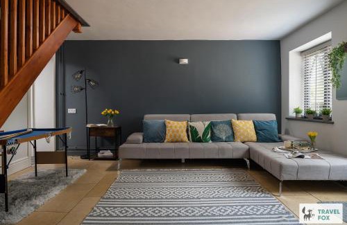 Alton House | Pet-Friendly Angel Cottage: 5 Mins to Alton Towers!
