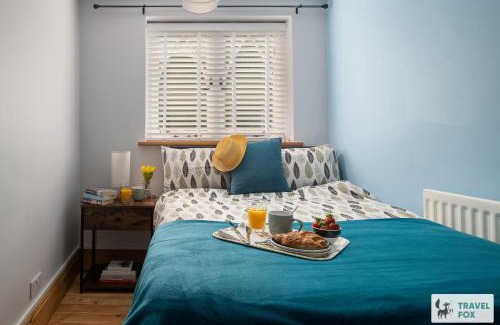 Alton House | Pet-Friendly Angel Cottage: 5 Mins to Alton Towers!