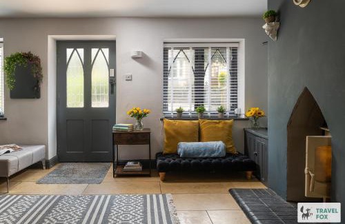 Alton House | Pet-Friendly Angel Cottage: 5 Mins to Alton Towers!