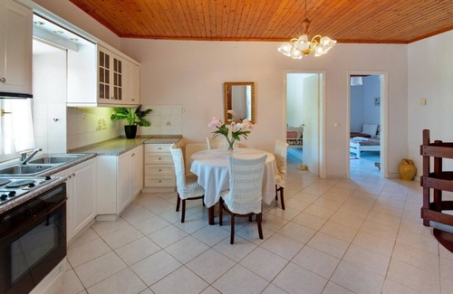 Rantatika Villa | Escape to Angelina Villa - Traditional 4Br Retreat in Paxos