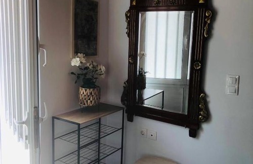 Paradisi Apartment | Top-Rated Angelos Sofita House - Family-Friendly Retreat